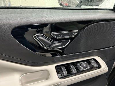 2027 Lincoln Aviator Premiere