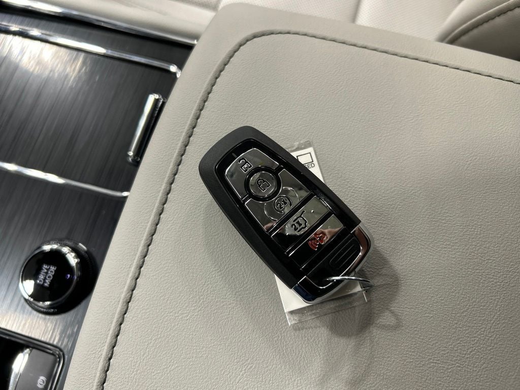 2027 Lincoln Aviator Premiere