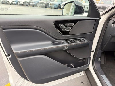 2027 Lincoln Aviator Premiere Premium