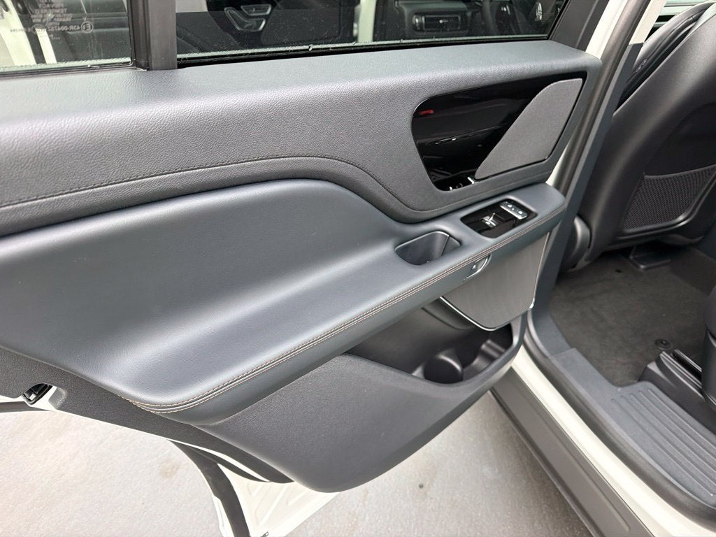 2027 Lincoln Aviator Premiere Premium