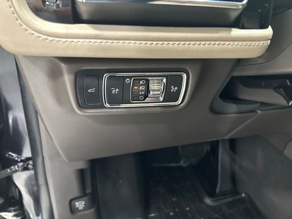 2023 Lincoln Aviator Standard