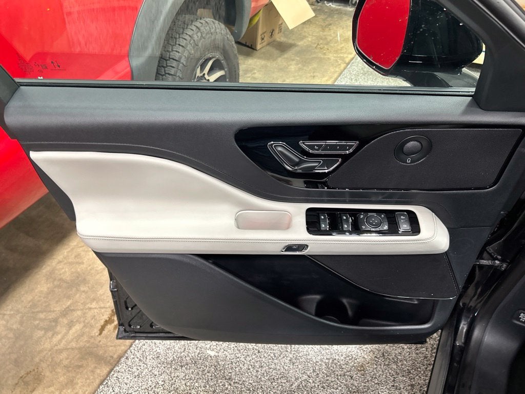 2027 Lincoln Aviator Reserve Premium