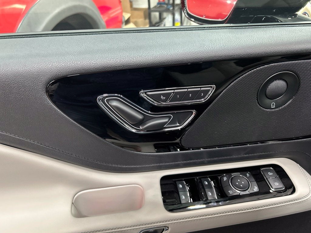 2027 Lincoln Aviator Reserve Premium