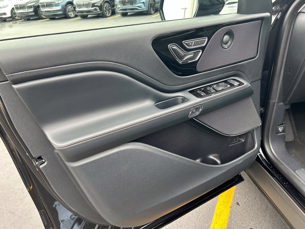 2027 Lincoln Aviator Reserve Premium