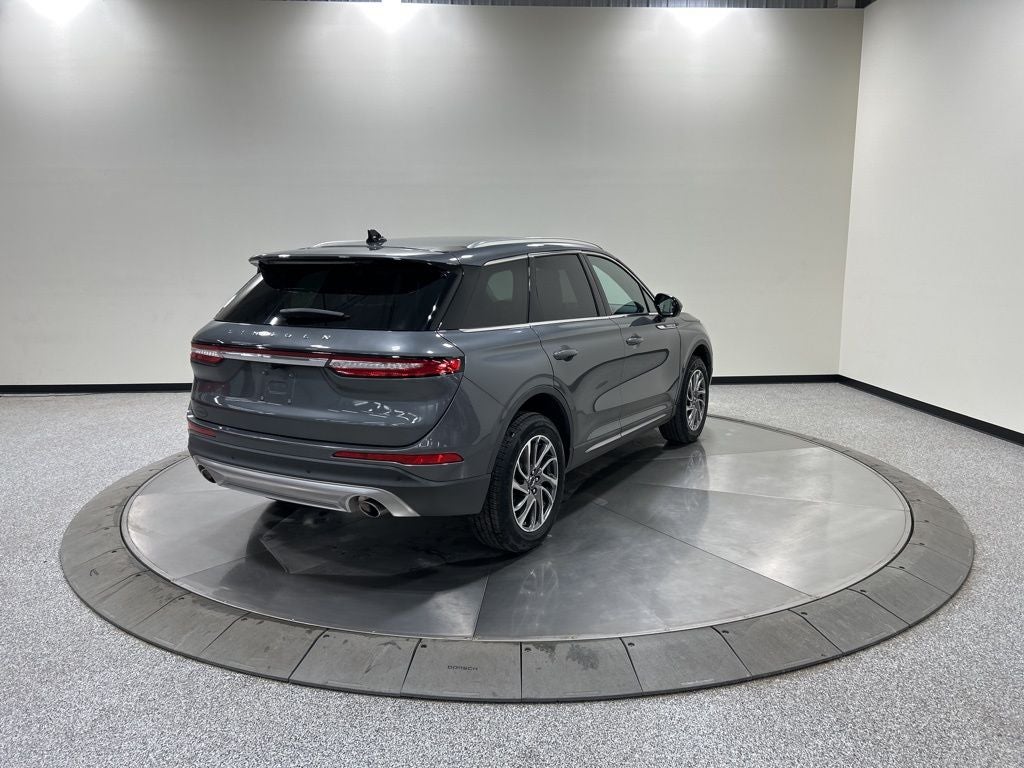 2022 Lincoln Corsair Standard