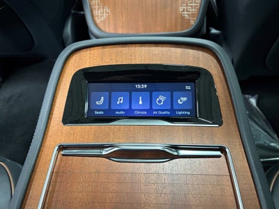 2027 Lincoln Navigator Black Label