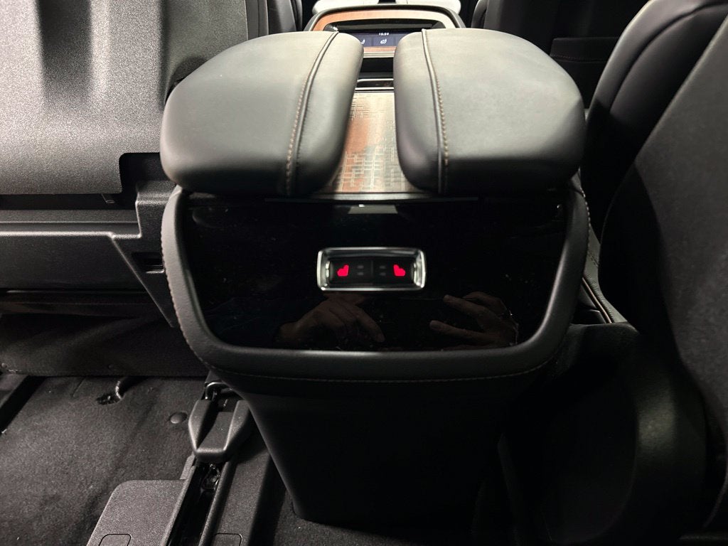 2027 Lincoln Navigator Black Label