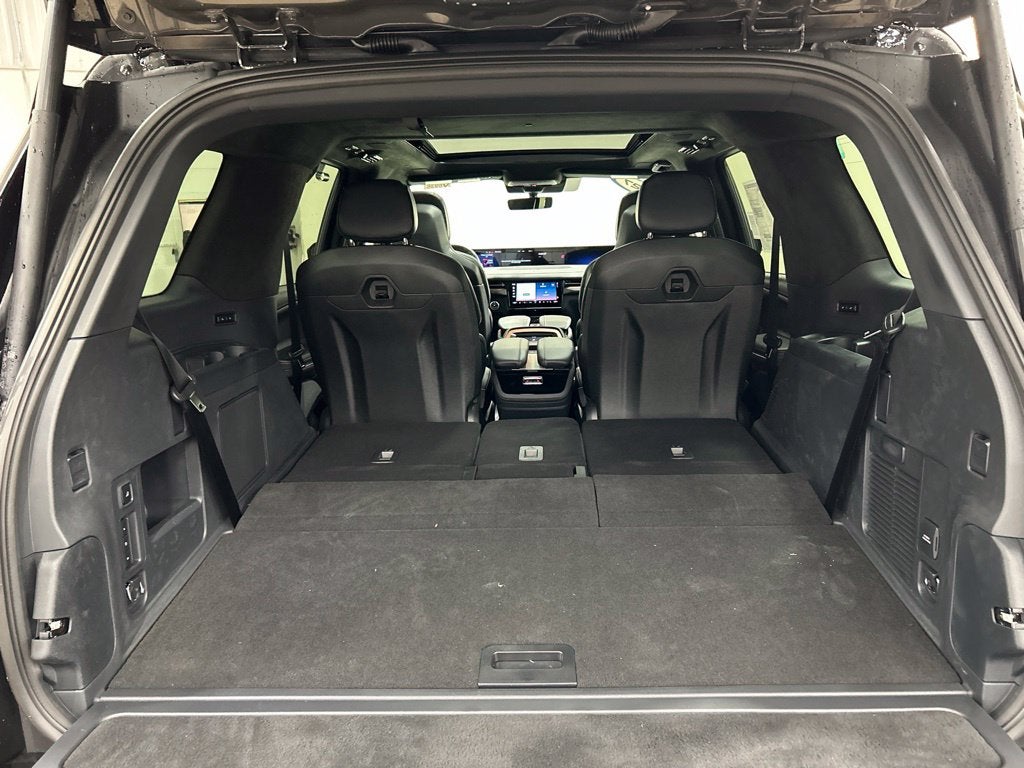2027 Lincoln Navigator Black Label