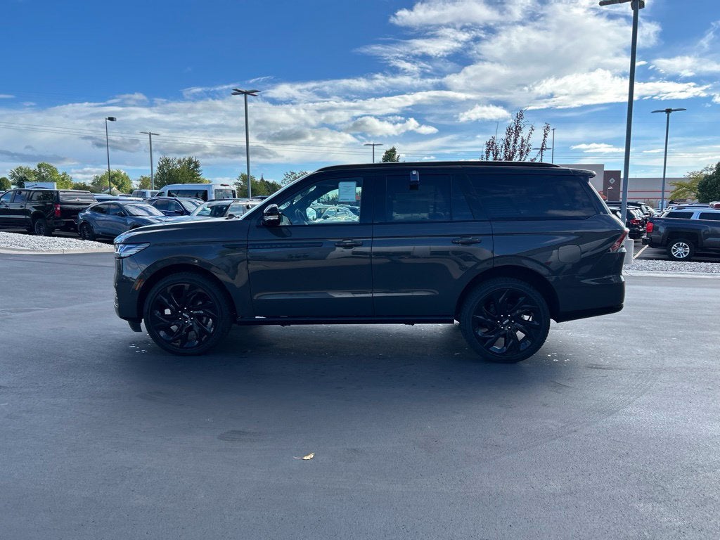 2027 Lincoln Navigator Black Label
