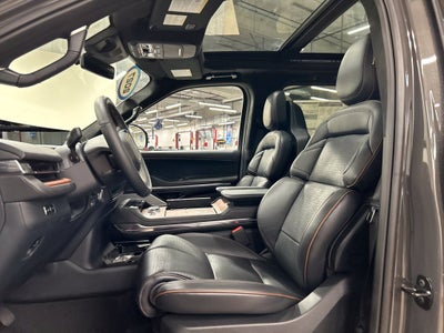 2027 Lincoln Navigator Black Label