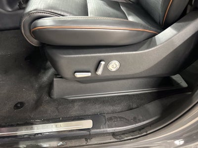 2027 Lincoln Navigator Black Label
