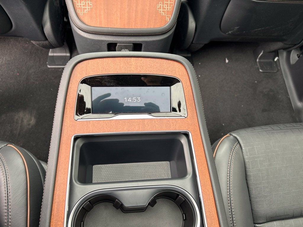 2027 Lincoln Navigator Black Label