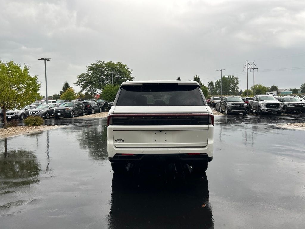 2026 Lincoln Navigator L Reserve