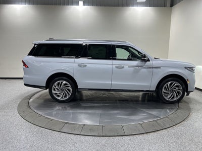 2026 Lincoln Navigator L Reserve