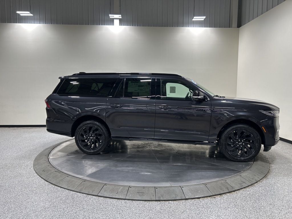 2026 Lincoln Navigator L Reserve