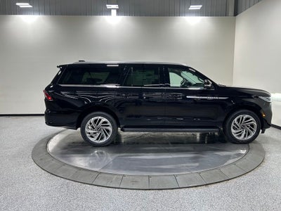 2026 Lincoln Navigator L Premiere
