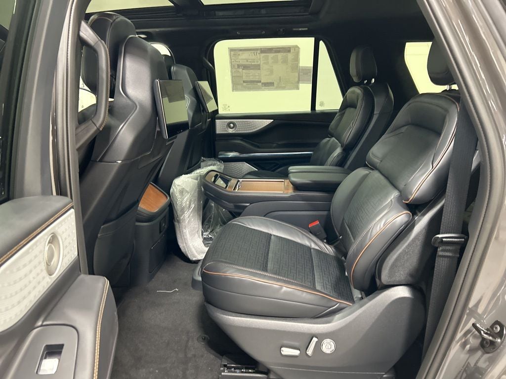 2026 Lincoln Navigator L Black Label