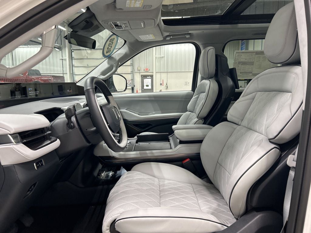 2026 Lincoln Navigator L Black Label