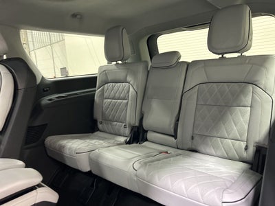 2026 Lincoln Navigator L Black Label