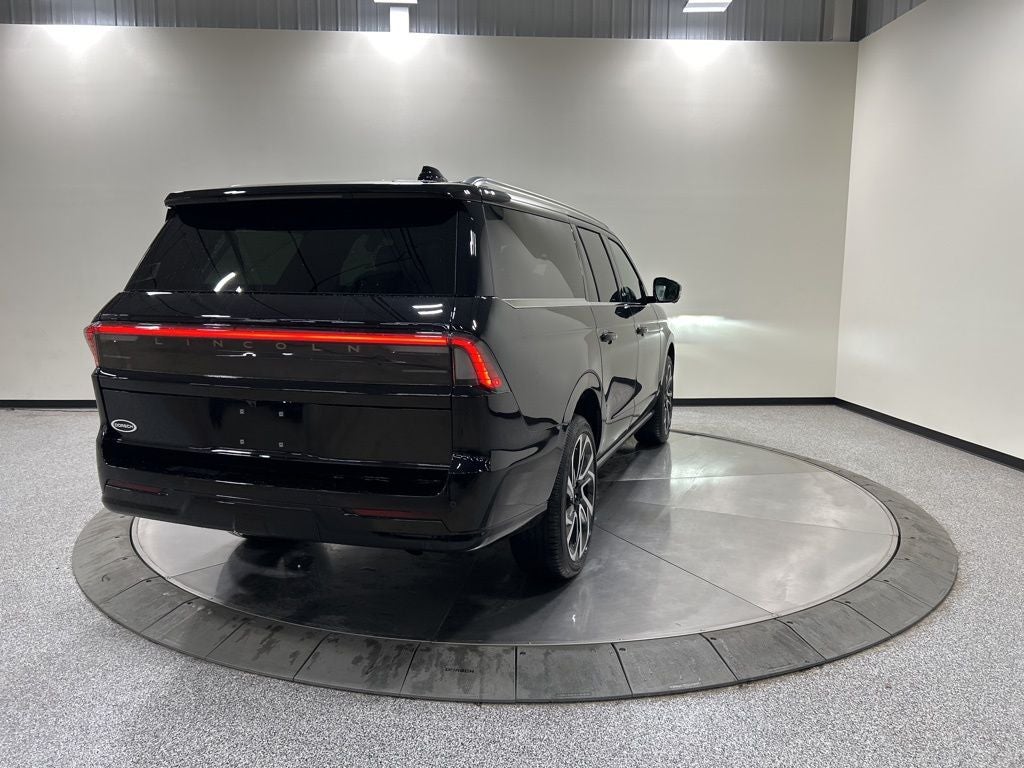 2026 Lincoln Navigator L Black Label