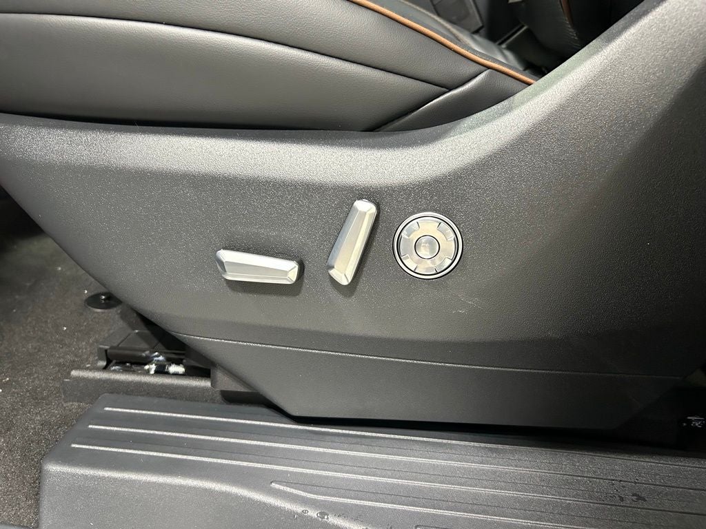 2026 Lincoln Navigator L Black Label