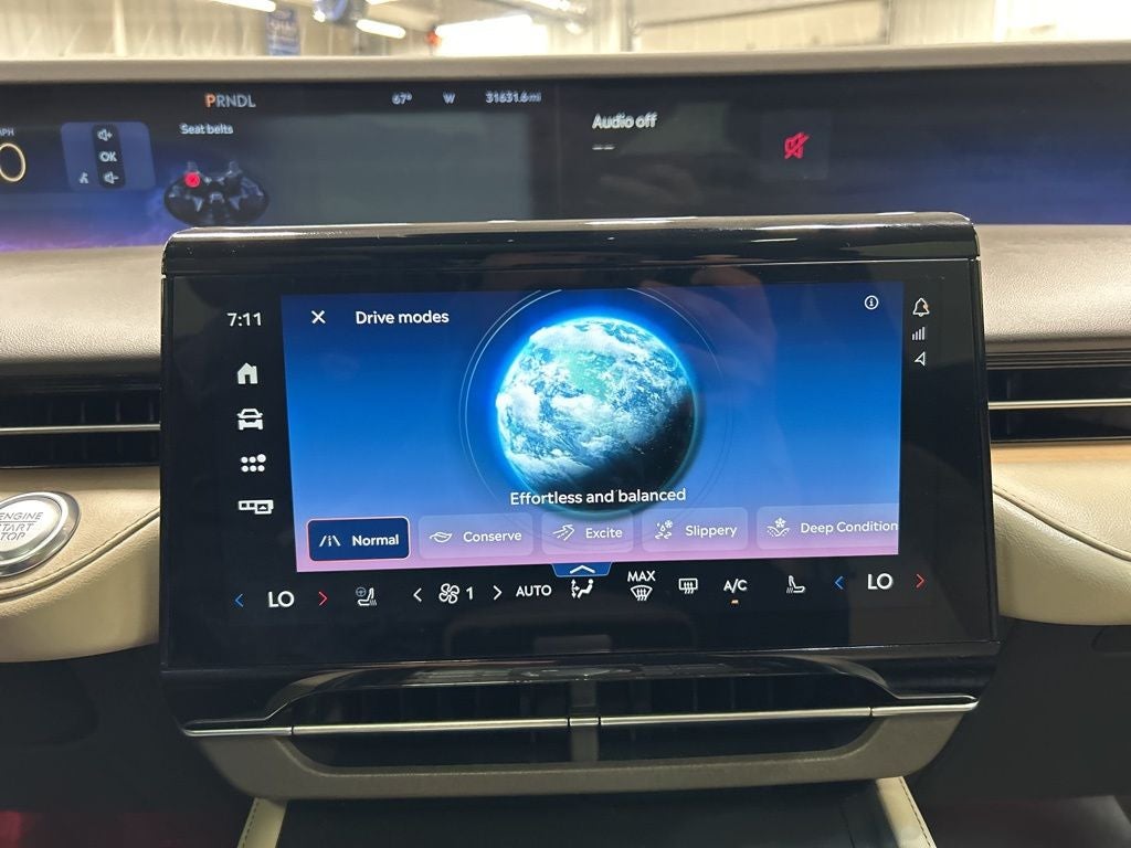 2024 Lincoln Nautilus Reserve