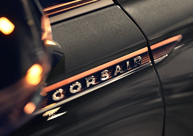 The stylish chrome badge reading “CORSAIR” is shown on the exterior of the vehicle. | Dorsch Lincoln in Green Bay WI