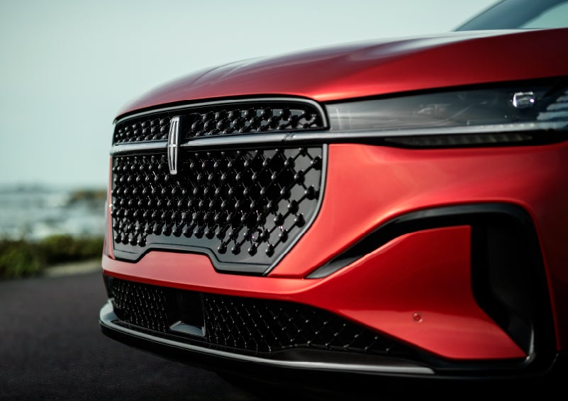 The sleek grille of a 2024 Lincoln Nautilus® SUV with the available Jet Appearance Package makes a bold statement. | Dorsch Lincoln in Green Bay WI