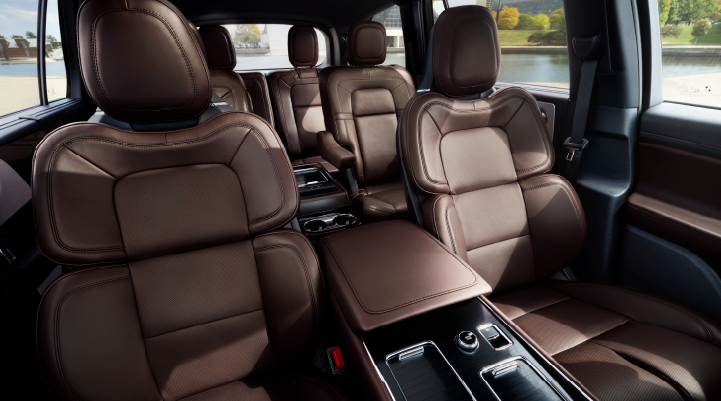 The cabin of the 2025 Lincoln Aviator® SUV is shown with black and brown accents. | Dorsch Lincoln in Green Bay WI