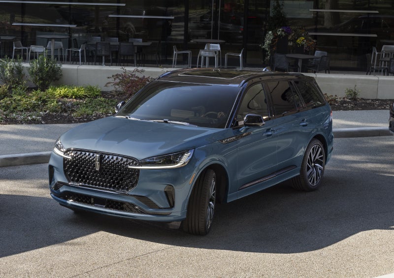 A 2026 Lincoln Black Label™ Aviator® SUV is shown with the available Special Edition Package. | Dorsch Lincoln in Green Bay WI